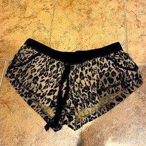Torrid Leopard Shorts size 00